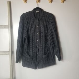 MADELEINE WOMEN'S GRAY CABLE KNIT CARDIGAN SIZE MEDIUM